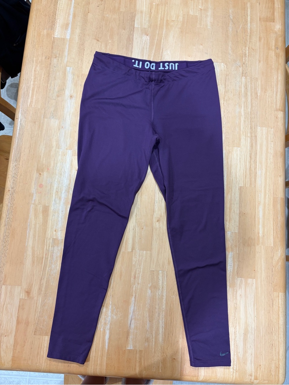 Nike Purple Women's Leggings with 'Just Do It' Waistband